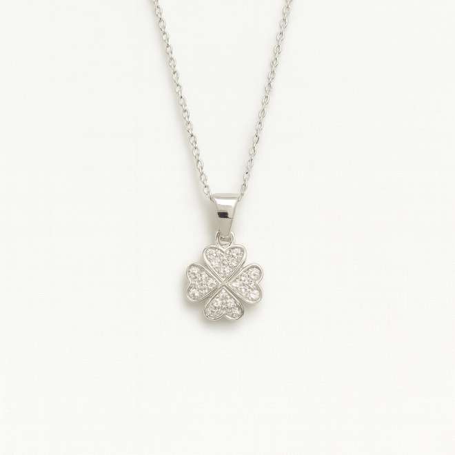 clover diamond pendant codeNLP029