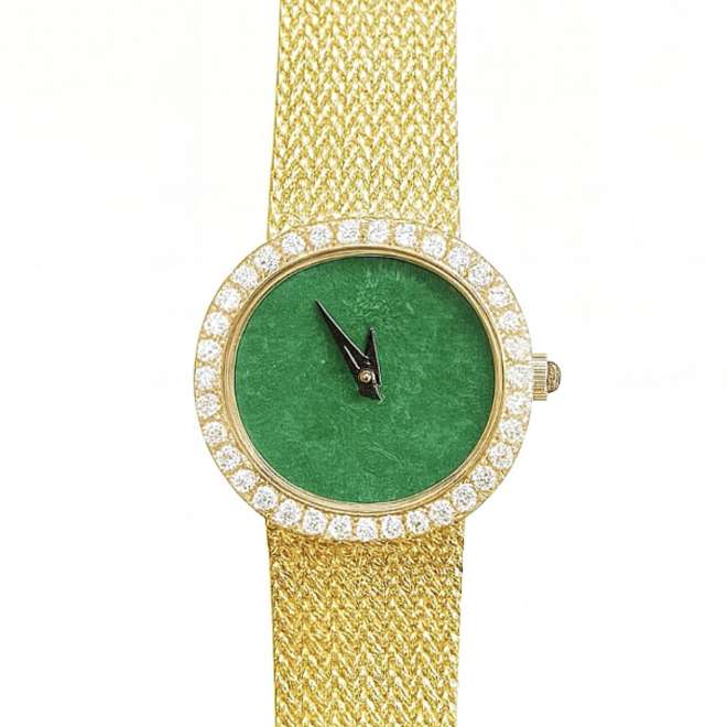 Vintage women’s watch with natural jade dial (нефрит), zircon bezel (زركون), high-quality gold-plated mesh bracelet, hypoallergenic, scratch-resistant and moisture-resistant