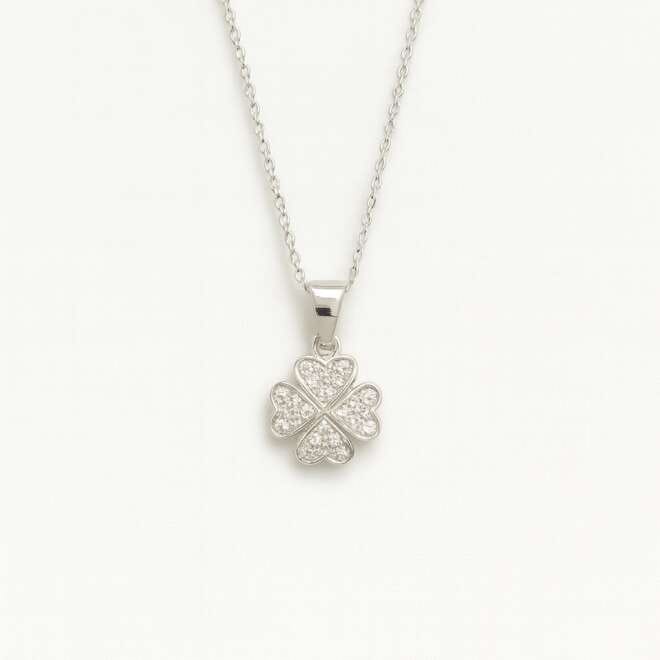 clover diamond pendant codeNLP029
