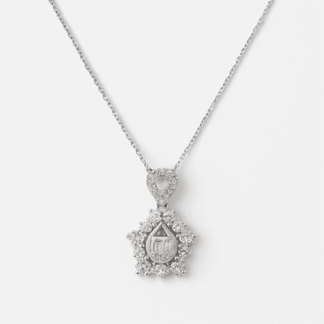 Crown Diamond pendant code NLP038