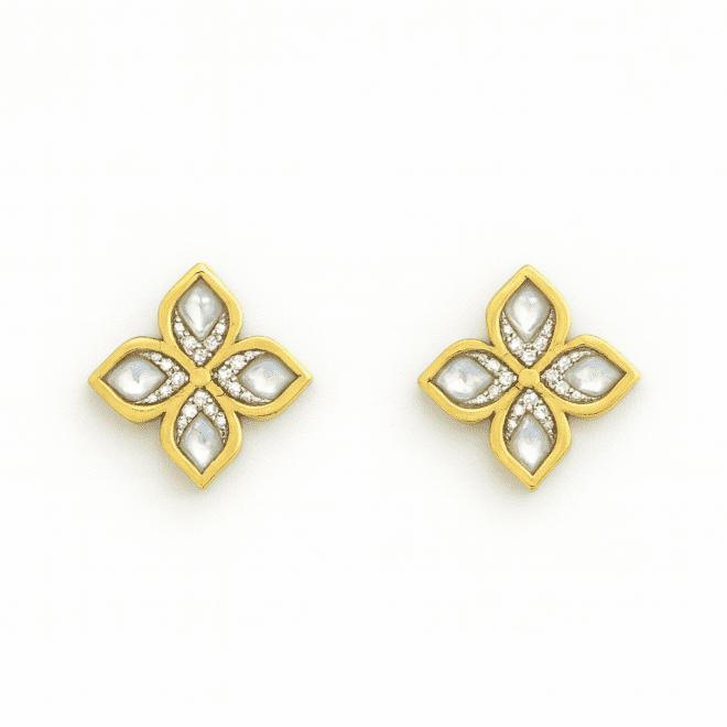 18k yellow gold earrings with mother-of-pearl petals and natural diamonds in a floral design.